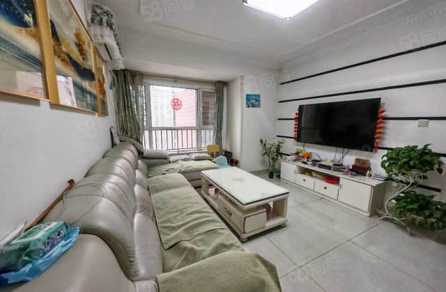 水岸花语，东边户，车位储藏室，中间好楼层，随时看房