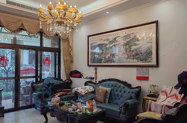 恒大金碧天下(别墅)3室1厅152㎡138万二手房图片