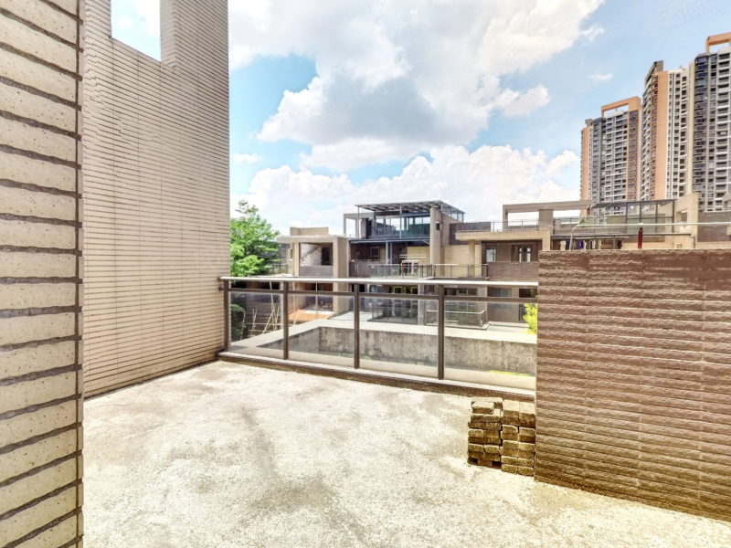 凯茵又一城(别墅)4室2厅3卫244㎡南北500万