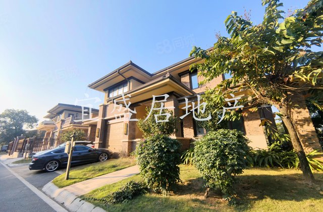恒大云东海(别墅)6室3厅600.12㎡700万二手房图片