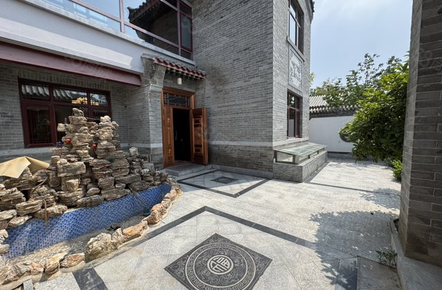 古楼北城墙  双排别墅   送三  豪装  未住