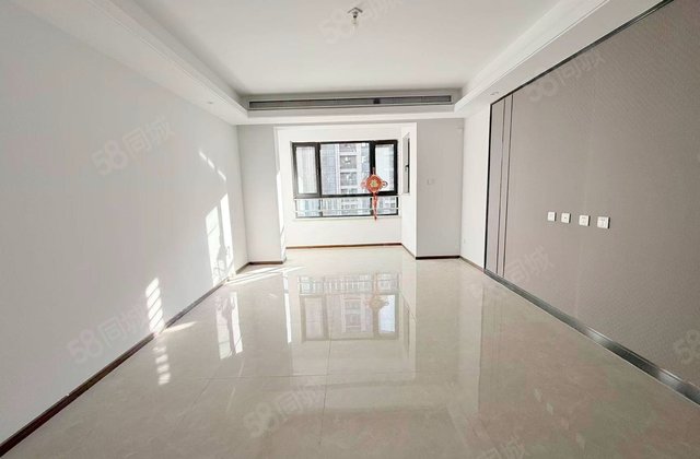 和泓大成府(路北)3室2厅136.57㎡150万二手房图片