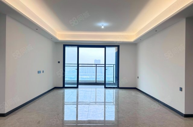 万科璞悦山4室2厅143㎡218万二手房图片