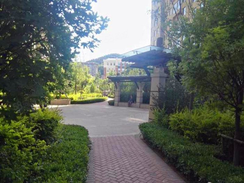 解放路青云天下亿达云集 精装南向装修中间楼层好采光好有钥匙