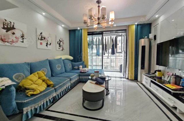 站前街，西湖馨苑   新出精装3室2厅1卫  装修20多万