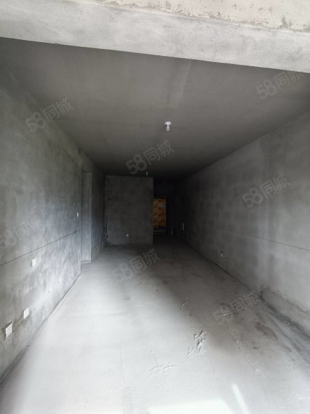 华铭阳光府3室2厅1卫107㎡南北80万