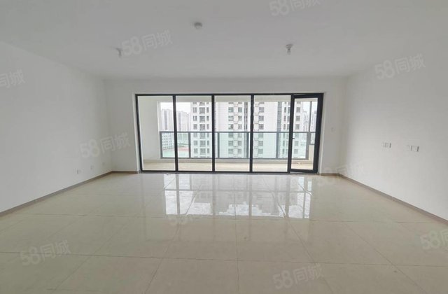 民生12号院  东边户  可隔四室 有车位地下室  可按揭