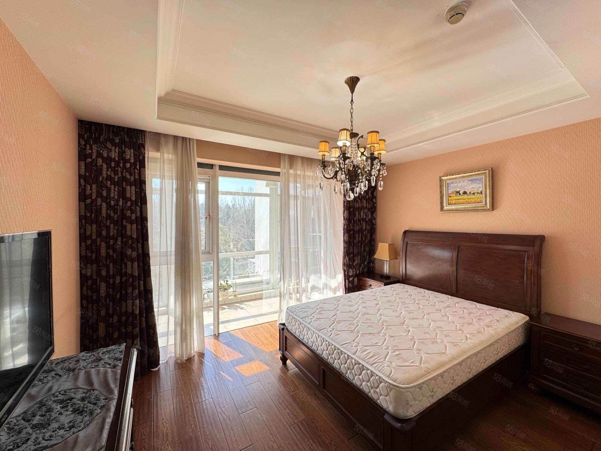 澳景園4室3廳5衛(wèi)365.66㎡南北1700萬(wàn)