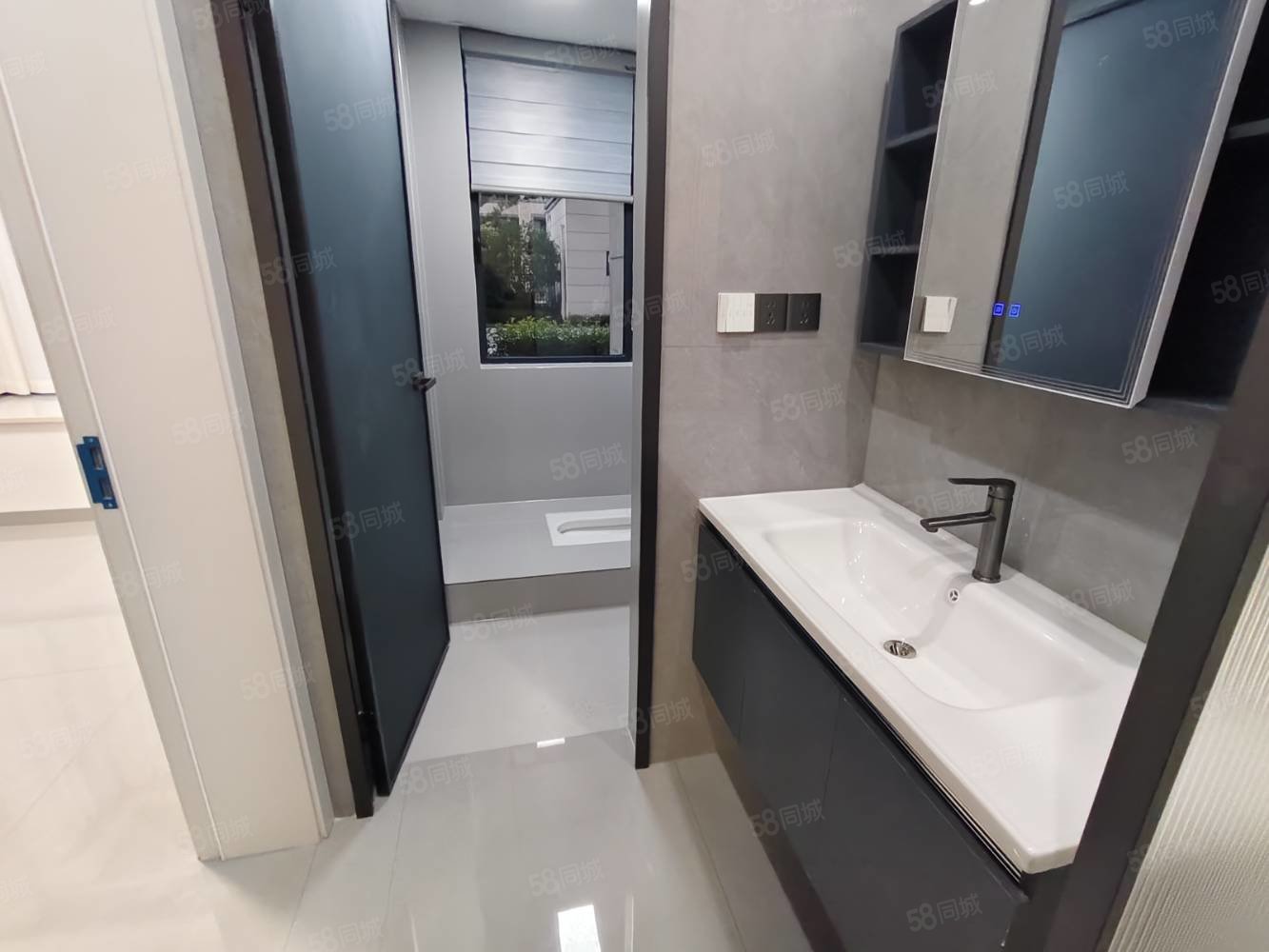 创维瑜园4室2厅2卫138㎡南北69.8万