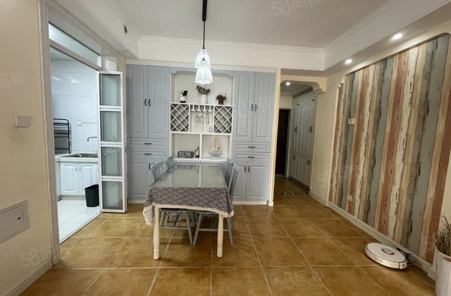 徒骇河旁边 瑞荷园 三叶草户型 免大税 送车位储藏室