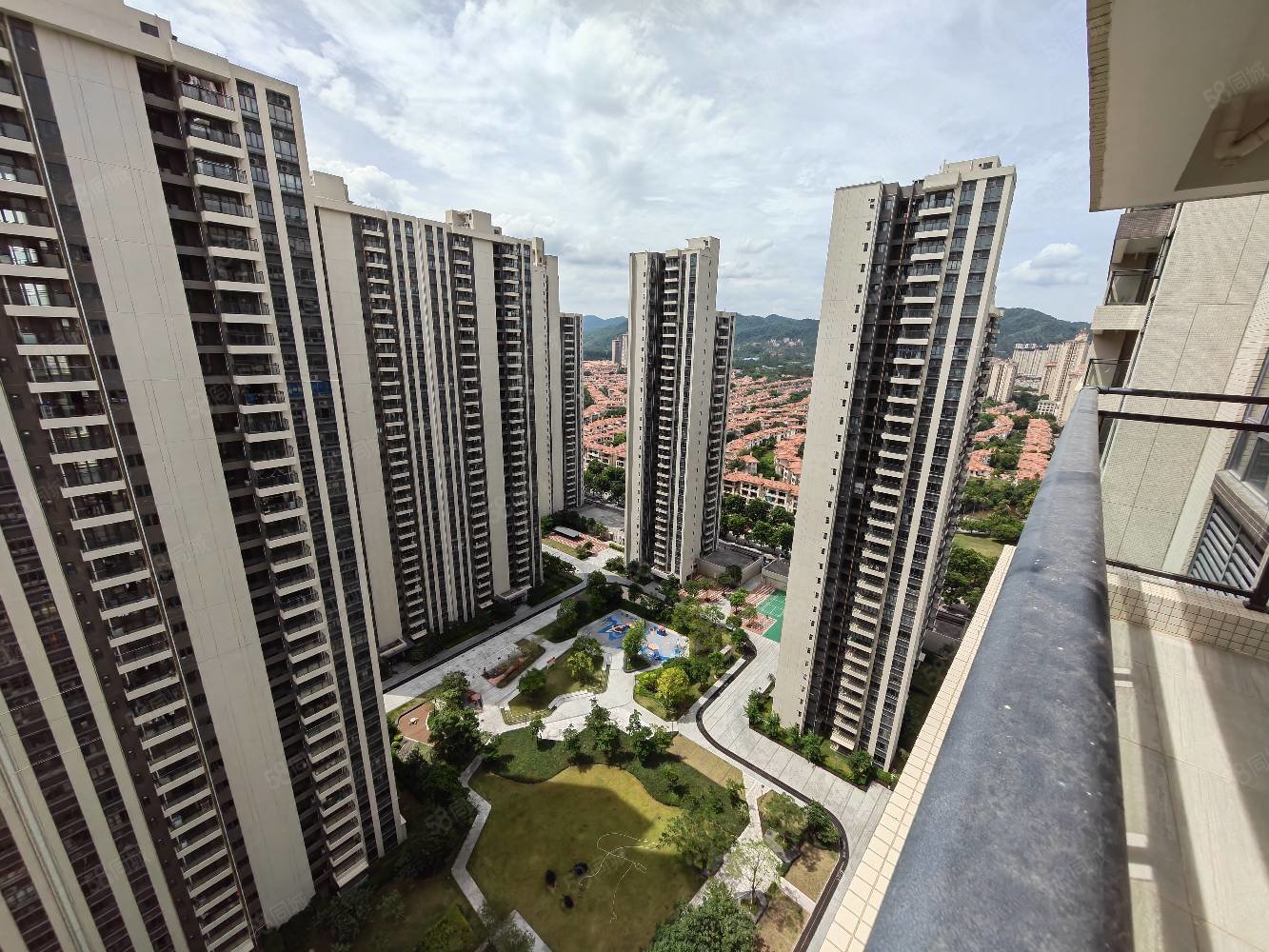 精装四房 南北对流双阳台 中高楼层 视野好,锦绣海湾城(九期)-中山58