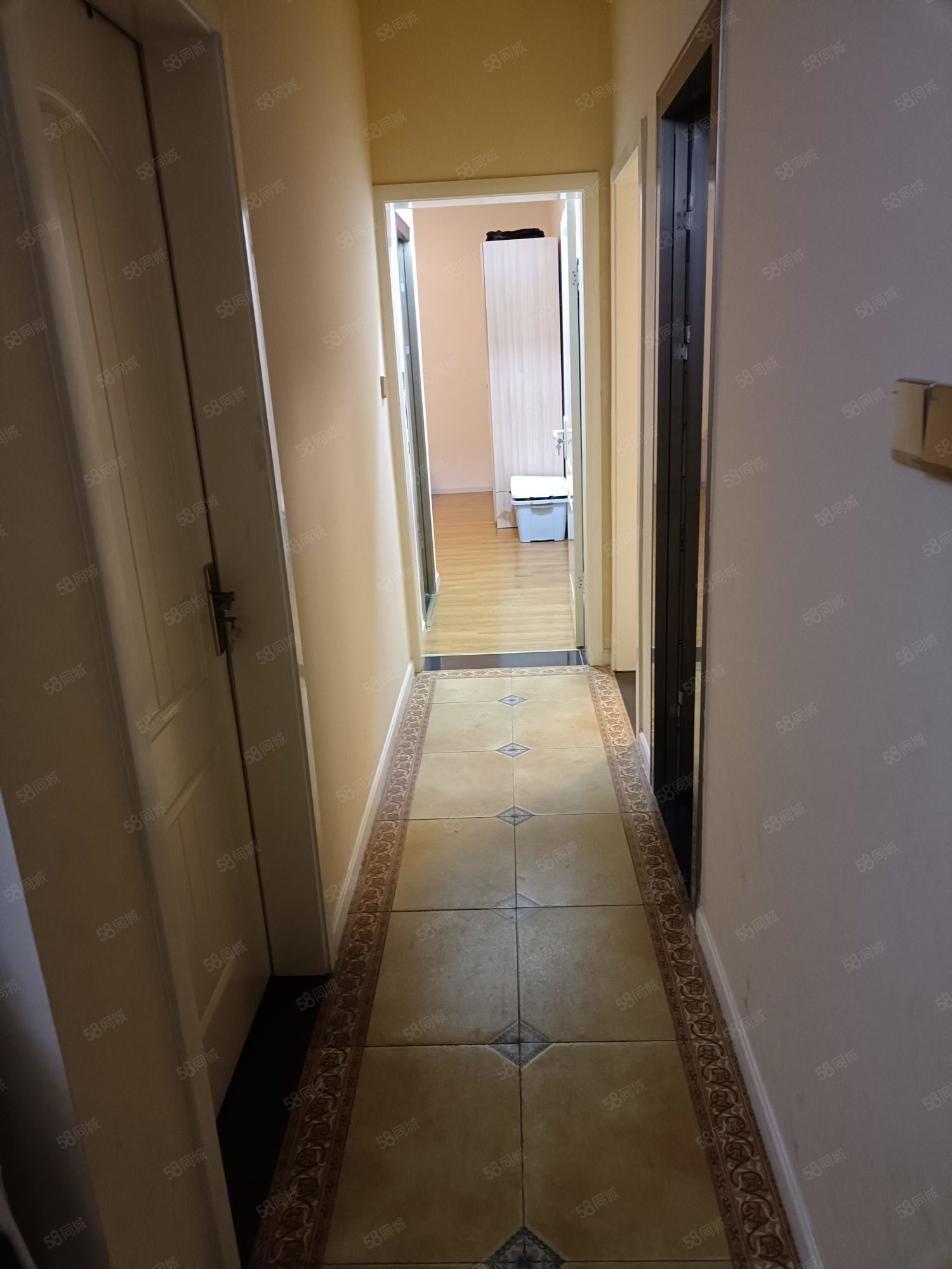 新兴家园3室1厅2卫130㎡东西99万