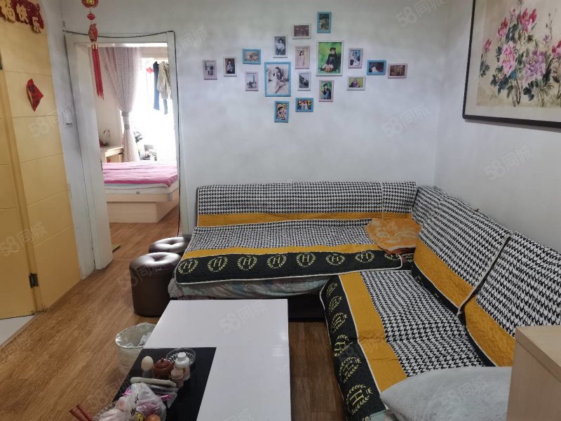 金叶枫景小区1室1厅1卫52.04㎡东北50万