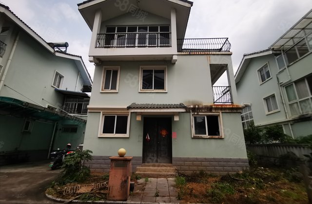 桂林翡翠山庄别墅二手房网,桂林翡翠山庄别墅房产网,桂林翡翠山庄别墅