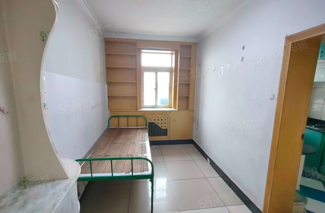 怡安园3室1厅72.36㎡105万二手房图片