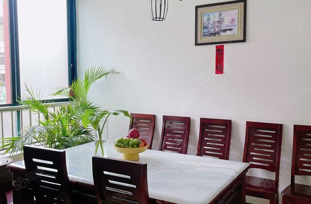 美域中央3室2厅159.59㎡92万二手房图片