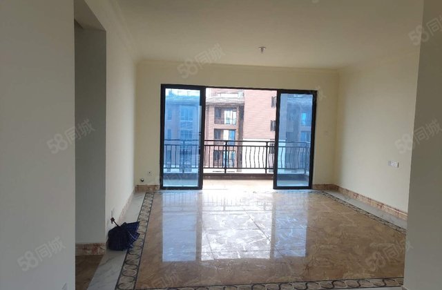 碧桂园奥林湖山3室2厅120㎡42.8万二手房图片