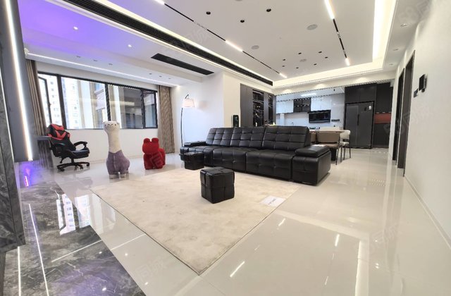 维卡国际城4室2厅150㎡63.8万二手房图片