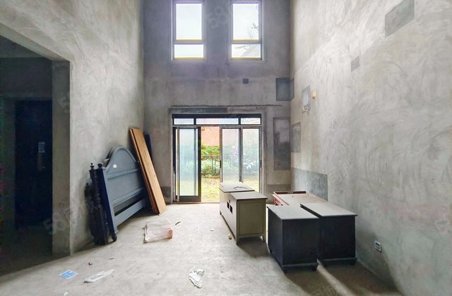 鲁能城中央公馆(1期A区)4室2厅131㎡205万二手房图片