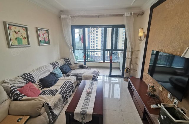 老文轩 恒大名都 精装修 89平 带车位 急卖 83万