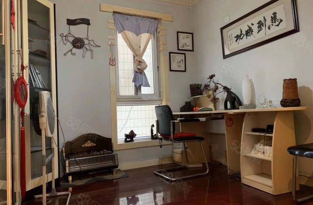 电信公寓3室1厅128.76㎡160万二手房图片