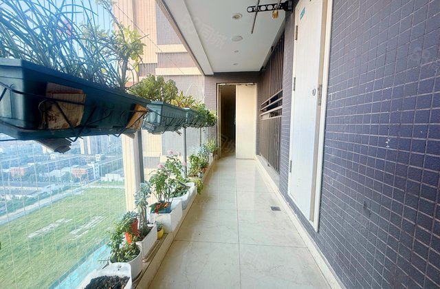 蓝光雍锦阁3室2厅143.66㎡343万二手房图片