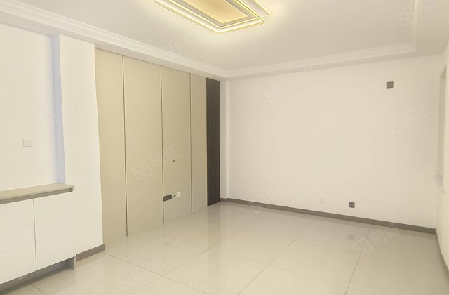 京都国际2室1厅82㎡36.6万二手房图片