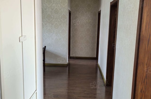 地税局小区3室2厅155.62㎡65万二手房图片