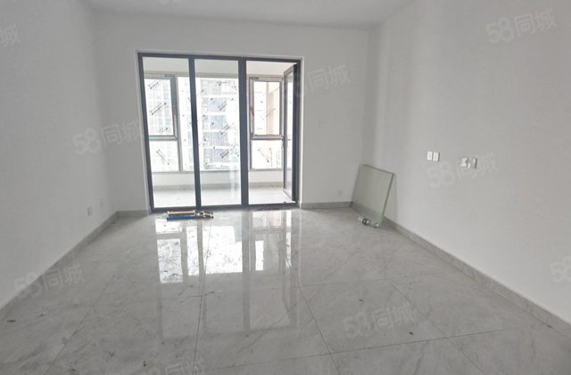 万达附近，汽车站南邻！江山印，带车位储藏室！