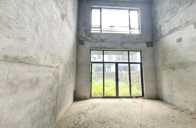 万科珠江东岸(一期别墅)4室2厅149㎡260万二手房图片