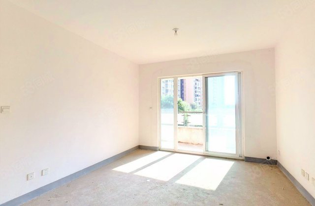 蓝光金悦府4室2厅122㎡130.6万二手房图片