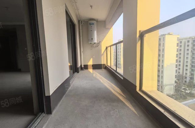 丽丰铂羽公馆4室2厅130㎡100万二手房图片