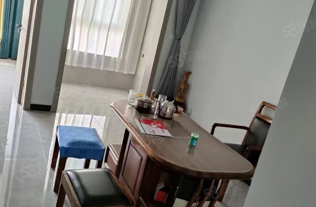 二中附近，馨润花园二期  高新区文轩 阳明 中间楼层采光好