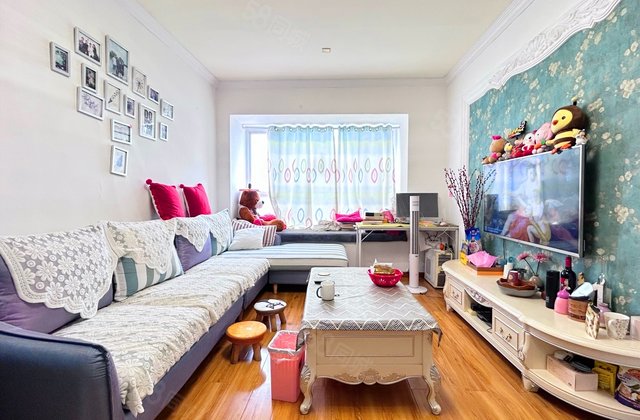 合能珍宝琥珀一二期2室2厅67.77㎡68万二手房图片