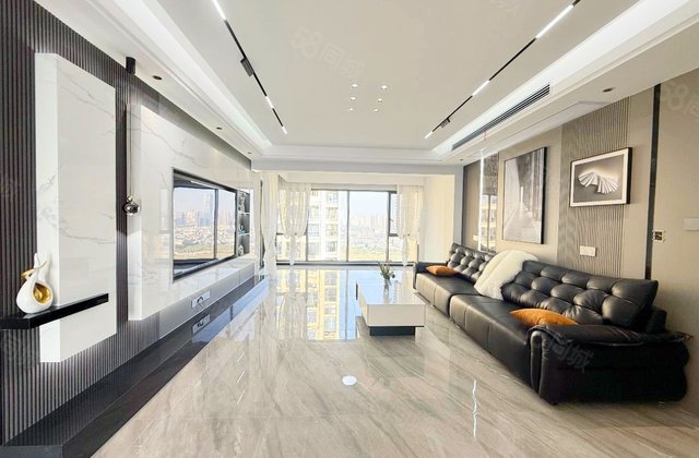 冠源爱琴湾4室2厅142㎡92.8万二手房图片