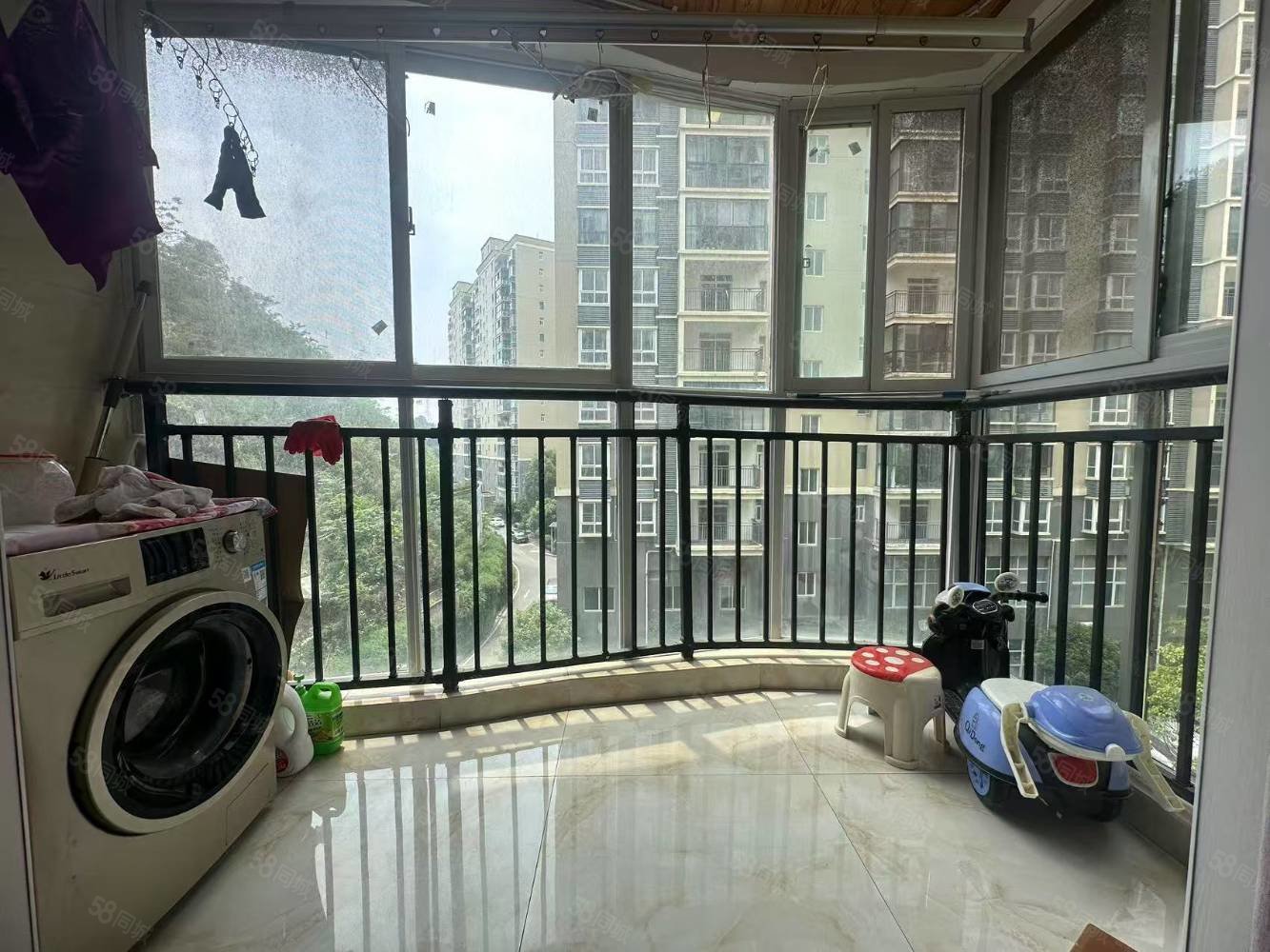 民安小区3室2厅1卫100㎡东南29万