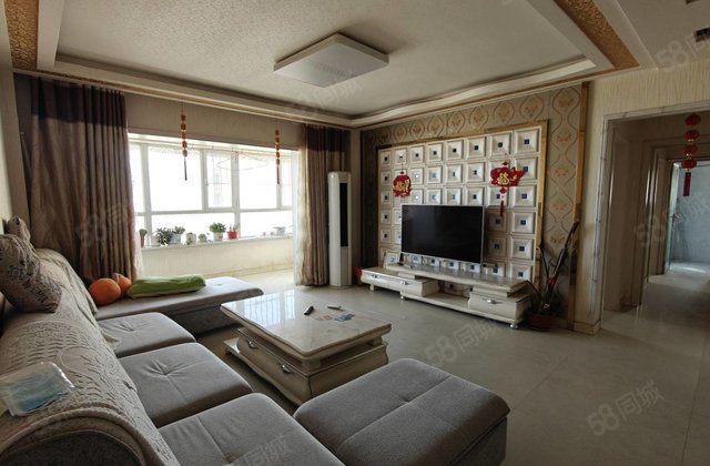 新苑名府3室2厅2卫132㎡南北49.8万