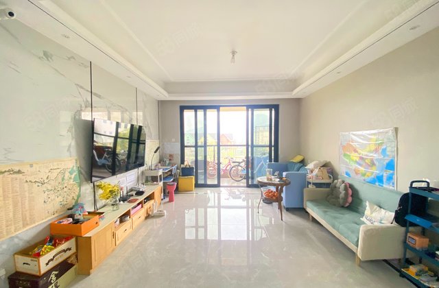 龙湖中骏光明璟悦天著3室2厅117.26㎡188万二手房图片