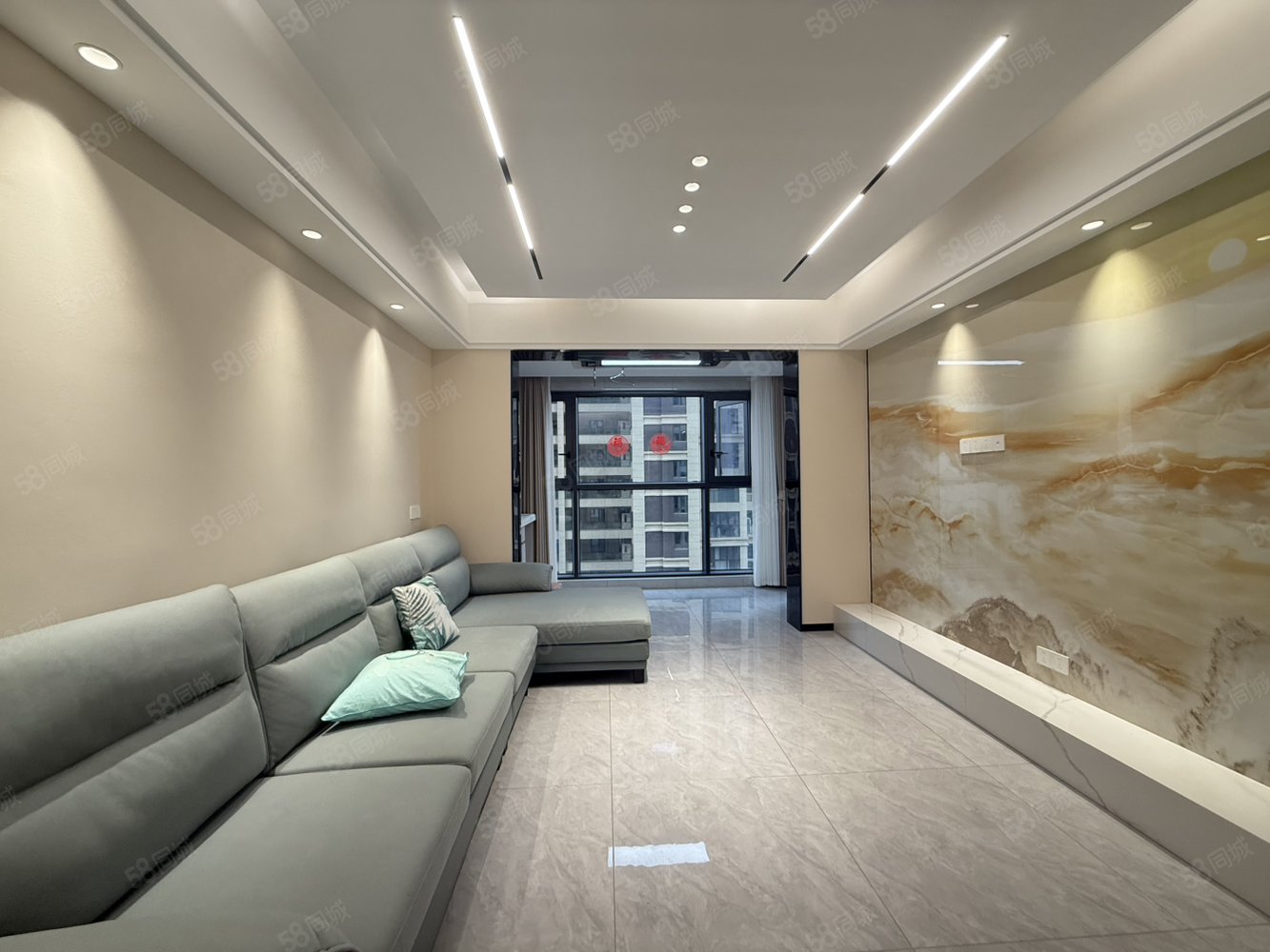 汉成时代3室2厅2卫115㎡南北79.8万