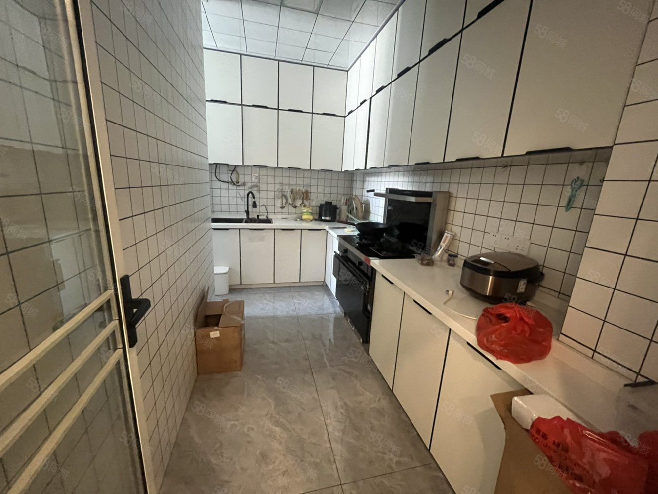 惠恩壹品3室2厅2卫106㎡南北86万