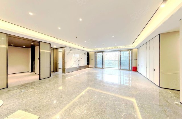 滨河鸣翠府5室2厅260.28㎡835万二手房图片