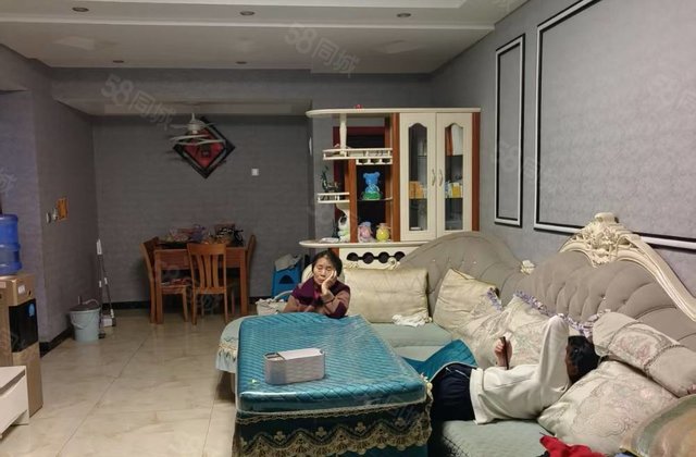 温州商贸中心3室2厅124㎡35万二手房图片