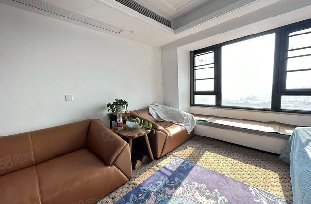 万科云谷4室2厅121.28㎡189万二手房图片