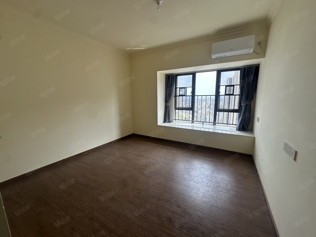 碧桂园天玺湾4室2厅2卫148㎡南北195万