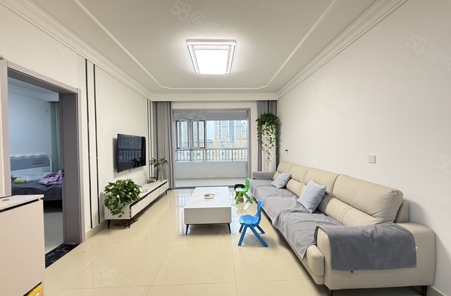 文轩中学 三叶草户型 全屋精装 三室双卫 南北通透 好楼层