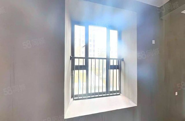 星澜府4室2厅130㎡110万二手房图片