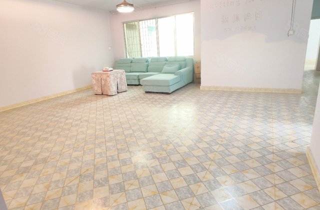 小十字文化步行街住宅区3室2厅130㎡66.8万二手房图片