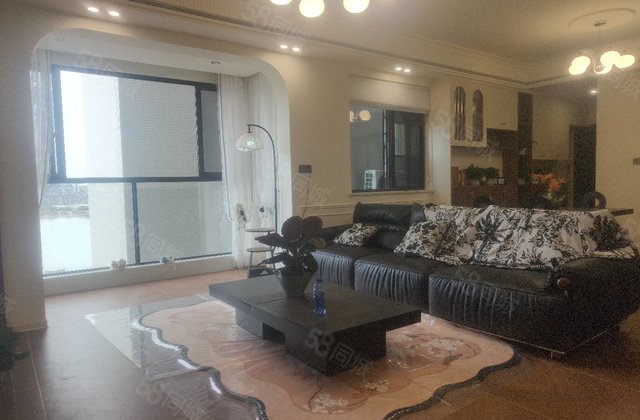 万景东岸雅院4室2厅94㎡49.8万二手房图片