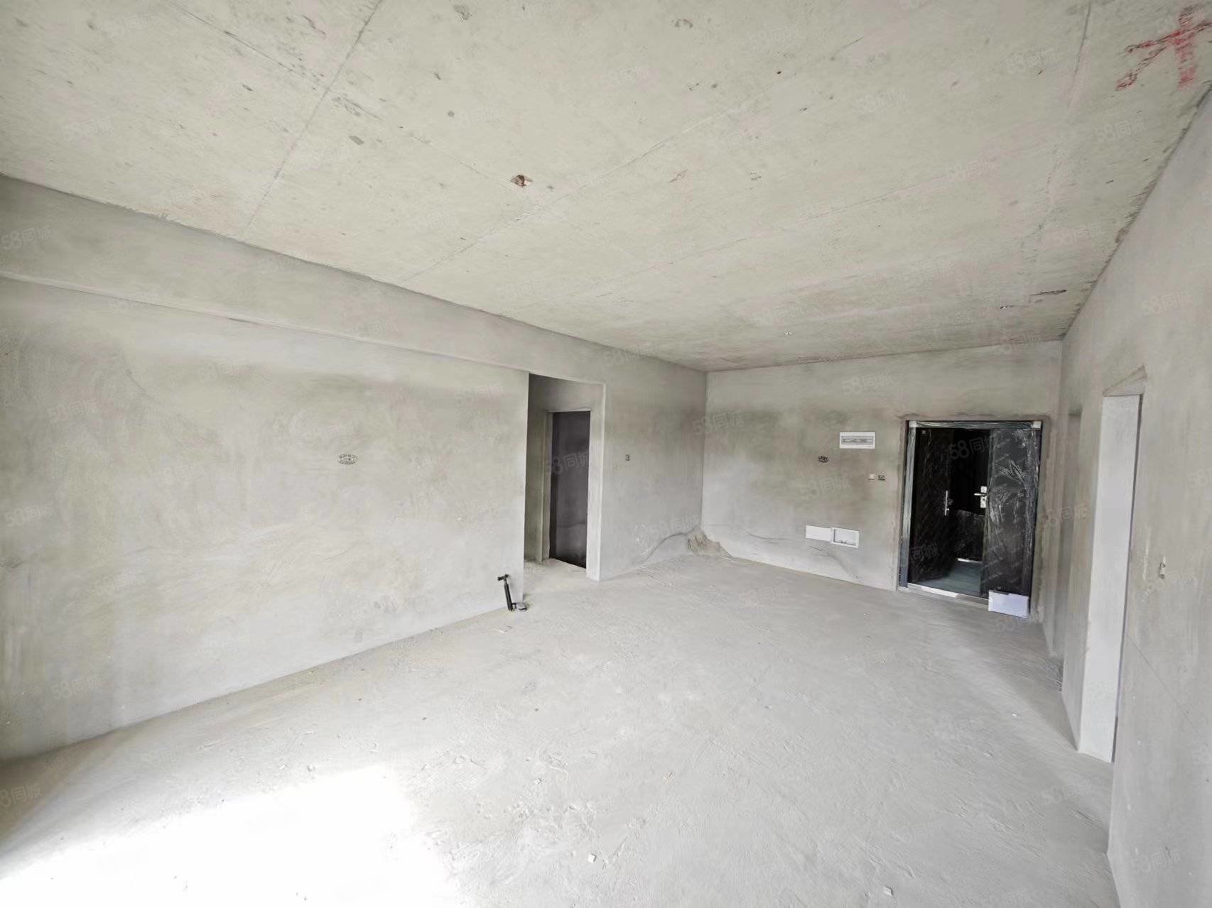 康居家园3室2厅2卫130㎡南北42万