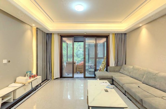 绿地新里城一期4室2厅135.09㎡270万二手房图片